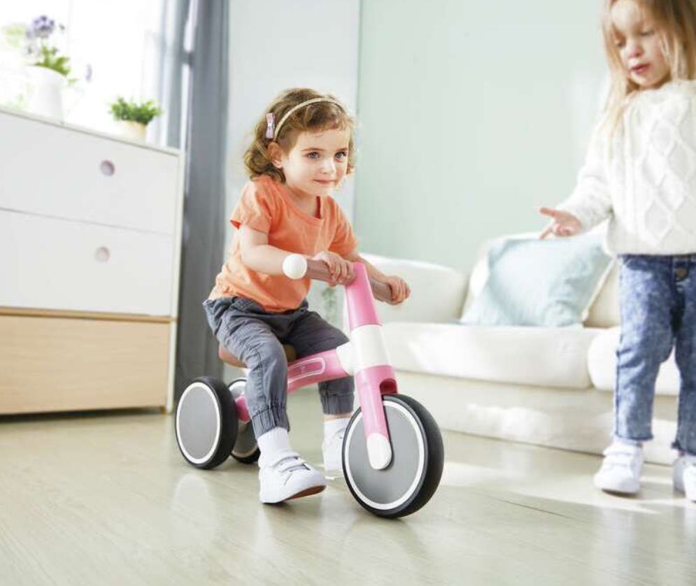 Mi primer triciclo rosado